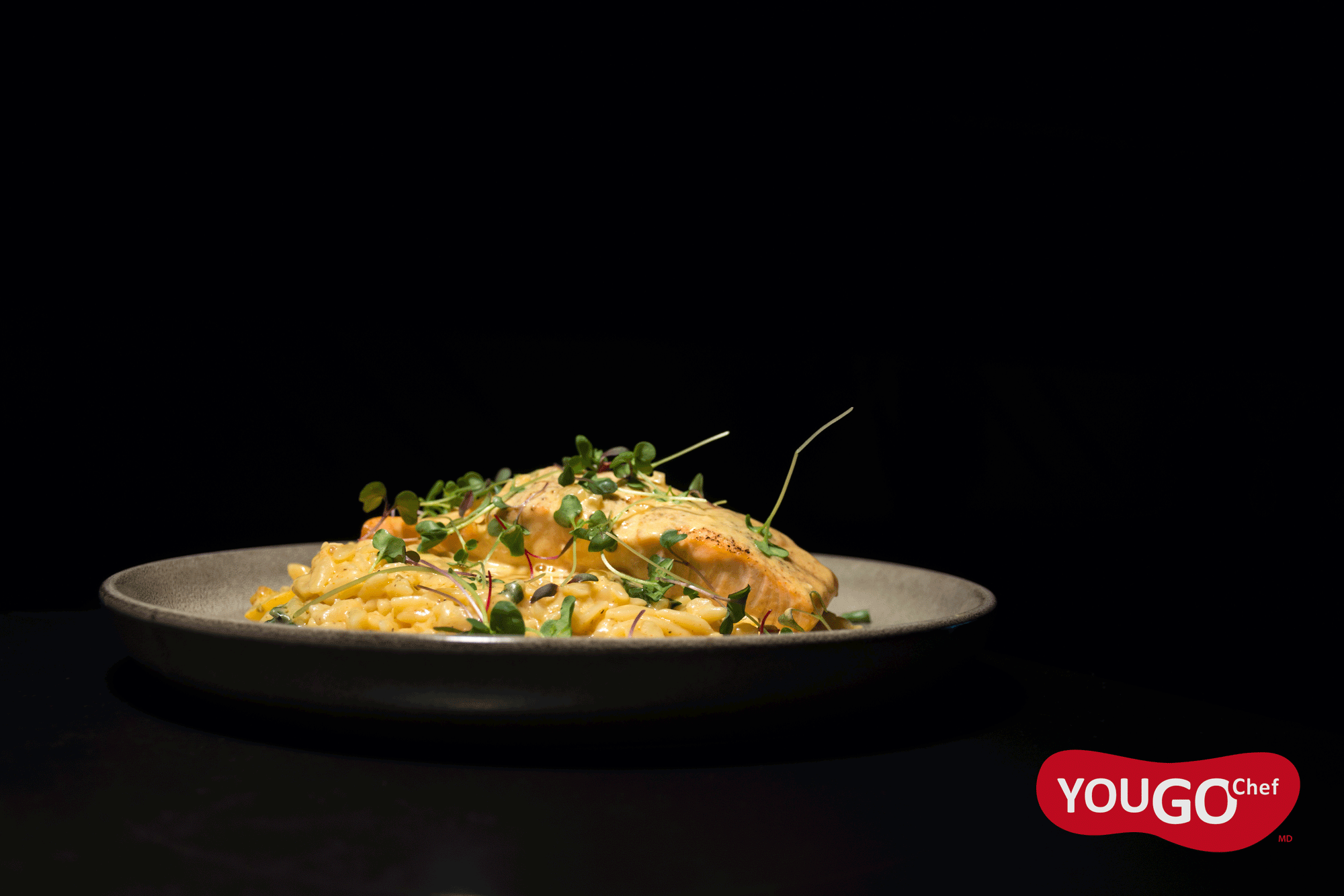 Pavé de saumon et orzotto sauce paprika