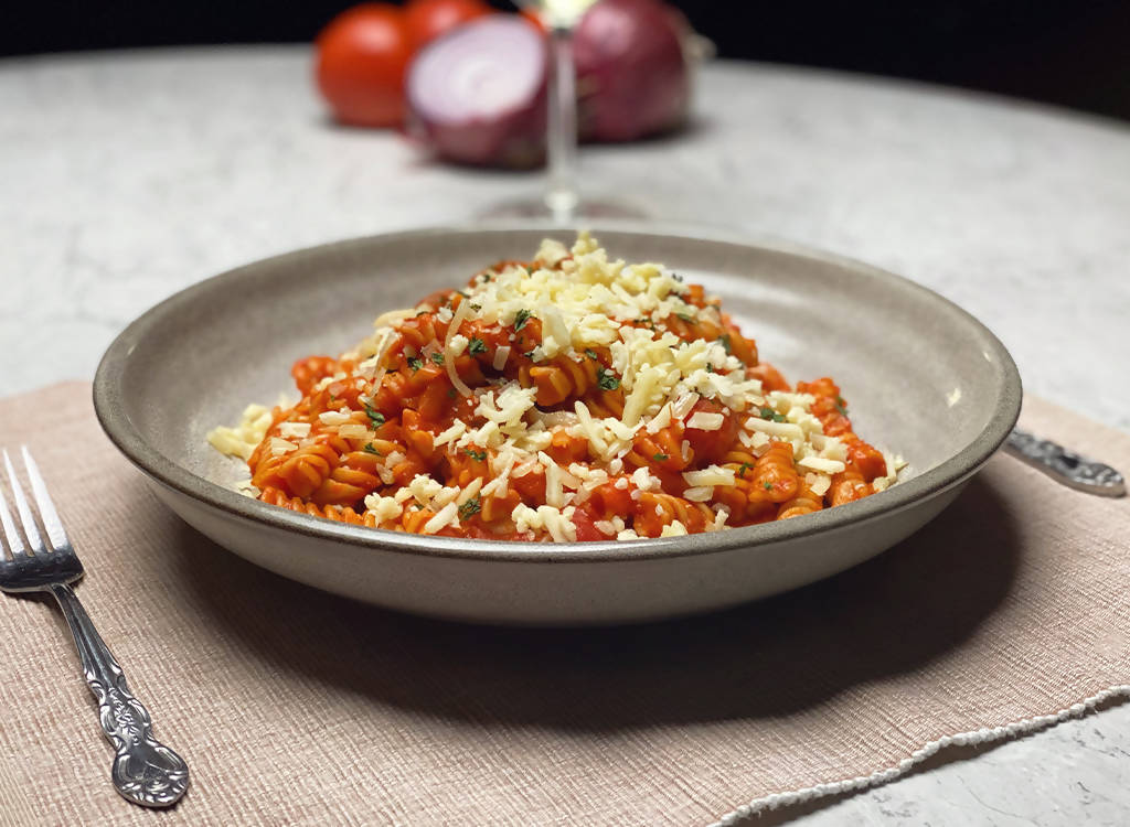 Rotini à la saucisse italienne, sauce tomate et basilic